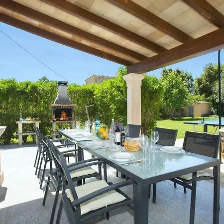 Valero - Beautiful Spacious Close To Town